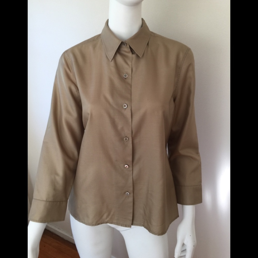 Worn once Emanuel tan silk 3/4 sleeve blouse
